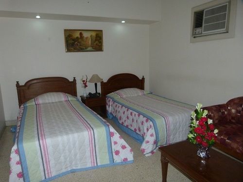 Eastern House Otel Dakka Dış mekan fotoğraf